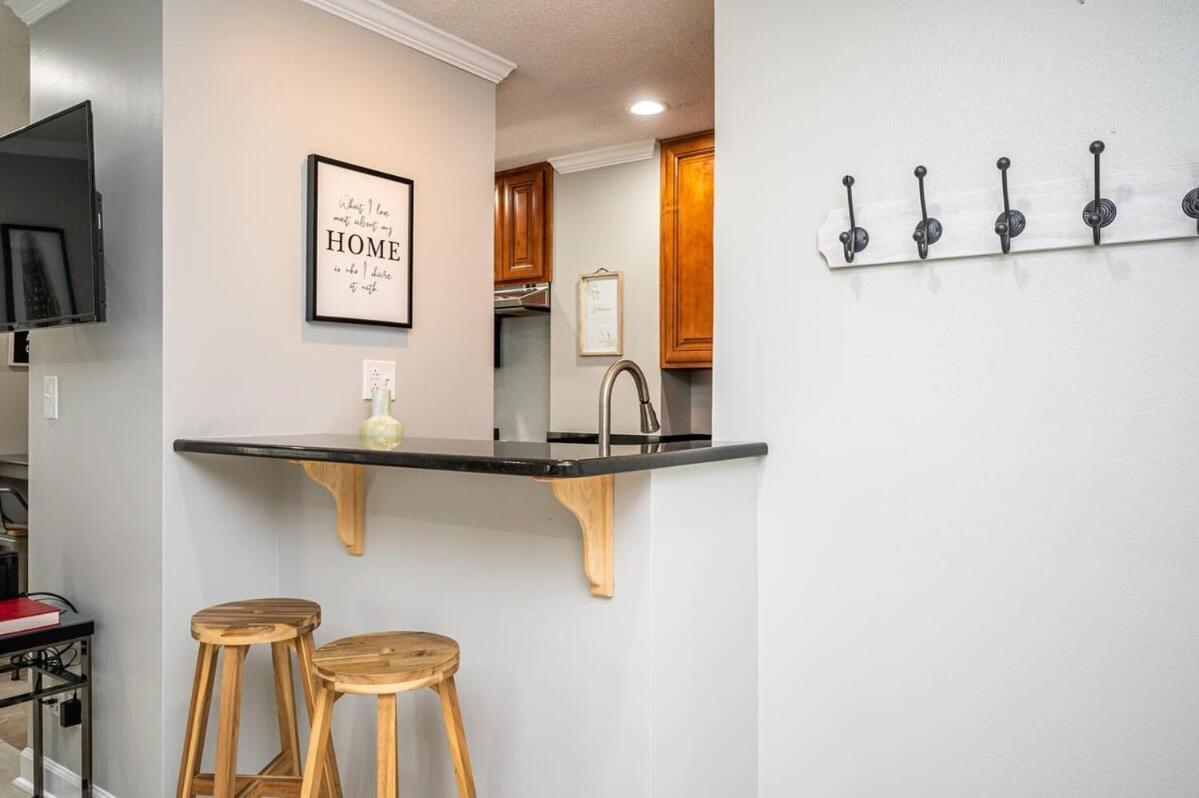 Downtown! 24H Concierge! Private Balcony! 11K Villa Атланта Екстериор снимка