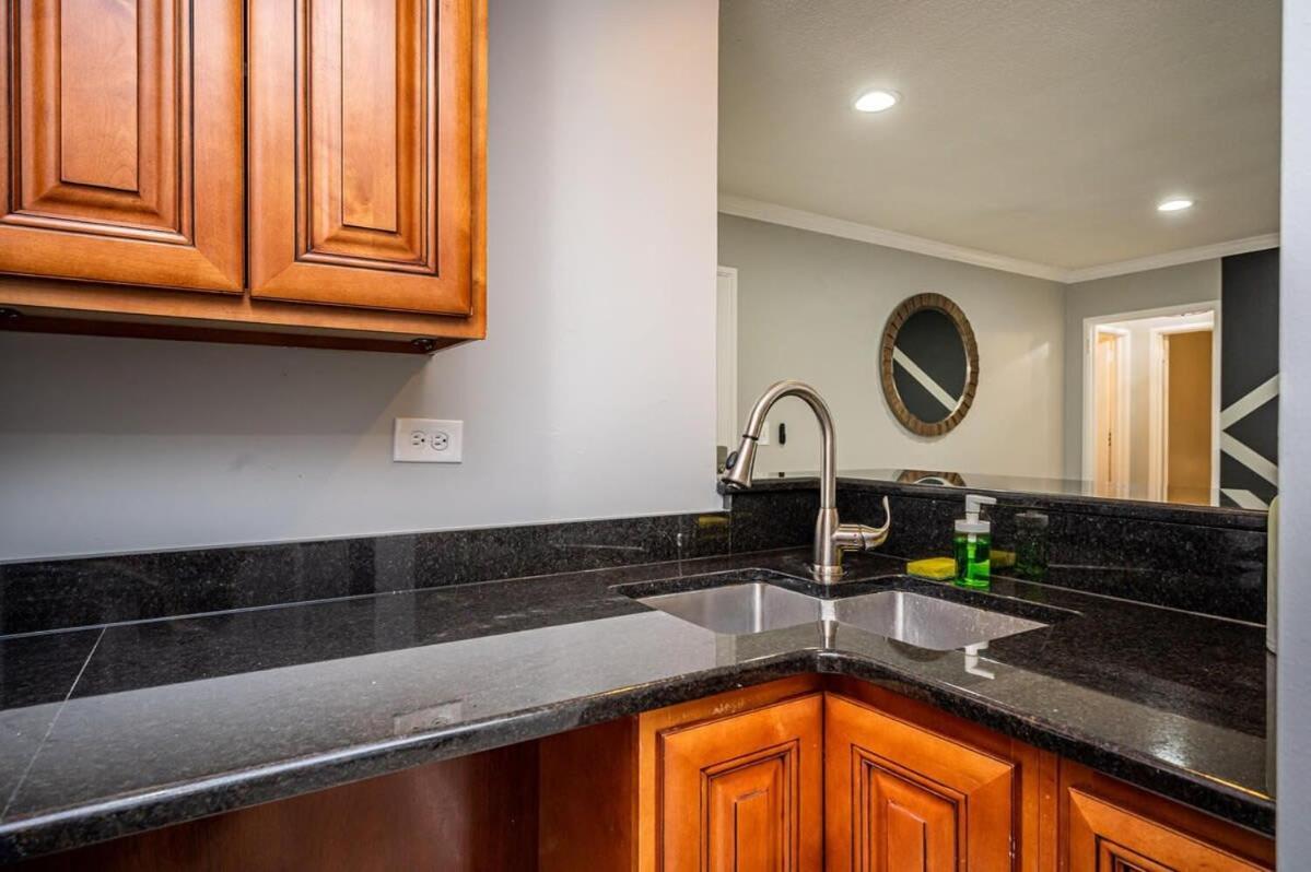 Downtown! 24H Concierge! Private Balcony! 11K Villa Атланта Екстериор снимка